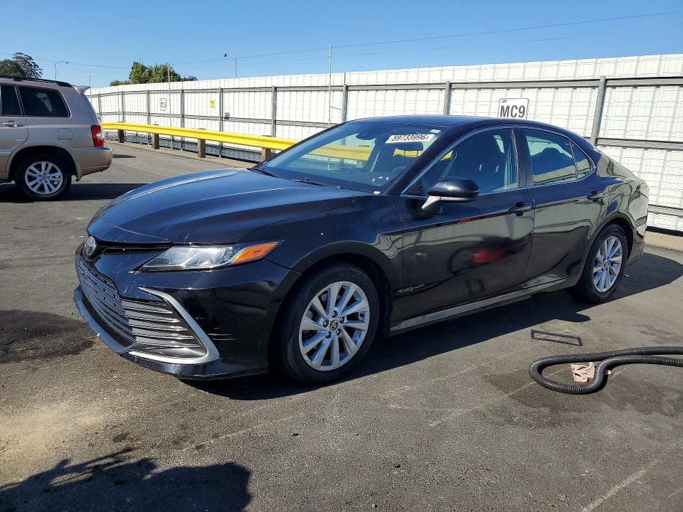 2021 TOYOTA CAMRY LE - 1