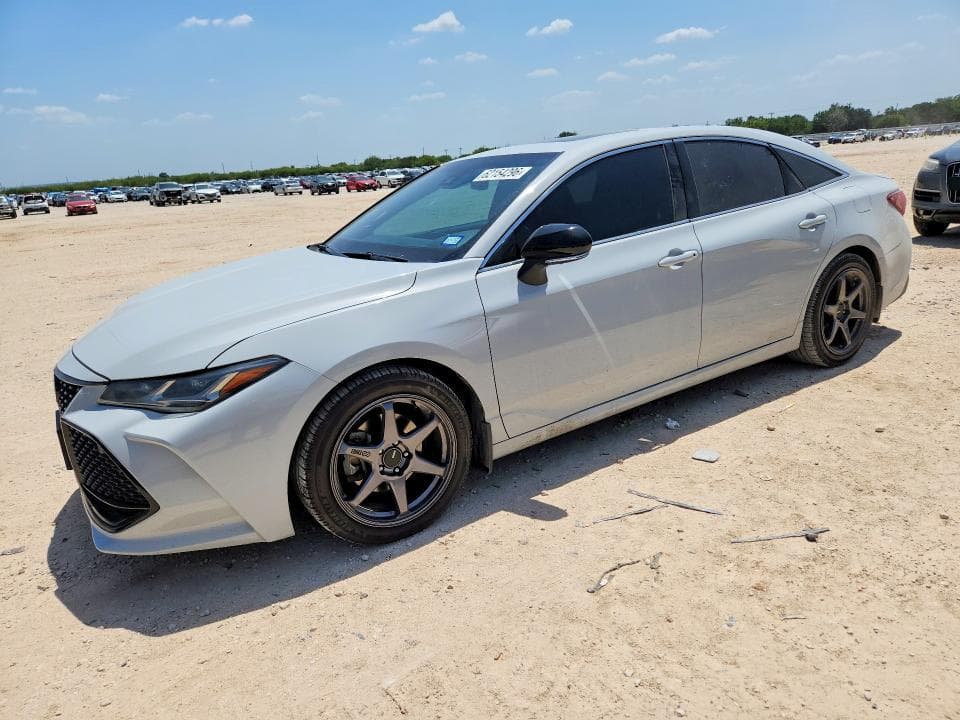 2022 TOYOTA AVALON LIMITED - 1