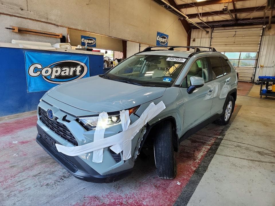 2020 TOYOTA RAV4 HYBRID XLE - 1
