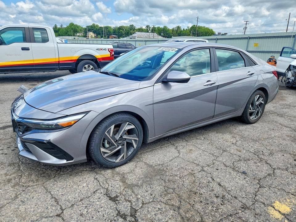 2024 HYUNDAI ELANTRA SEL - 1