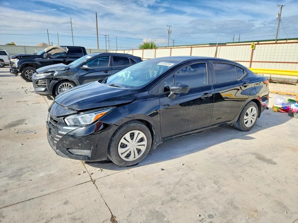 2024 NISSAN VERSA - 1