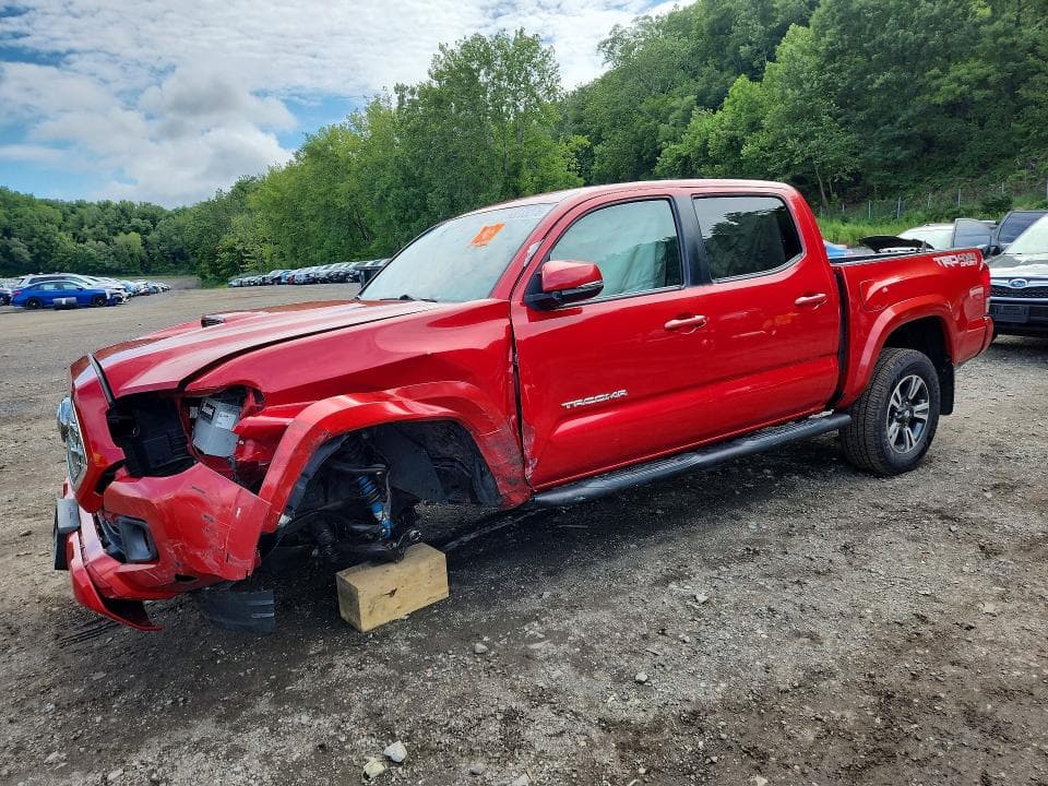 2017 TOYOTA TACOMA TRD SPORT - 1