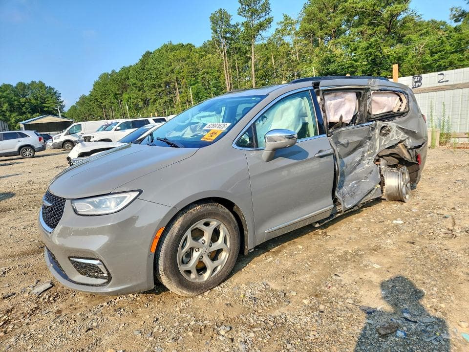 2022 CHRYSLER PACIFICA LIMITED - 1