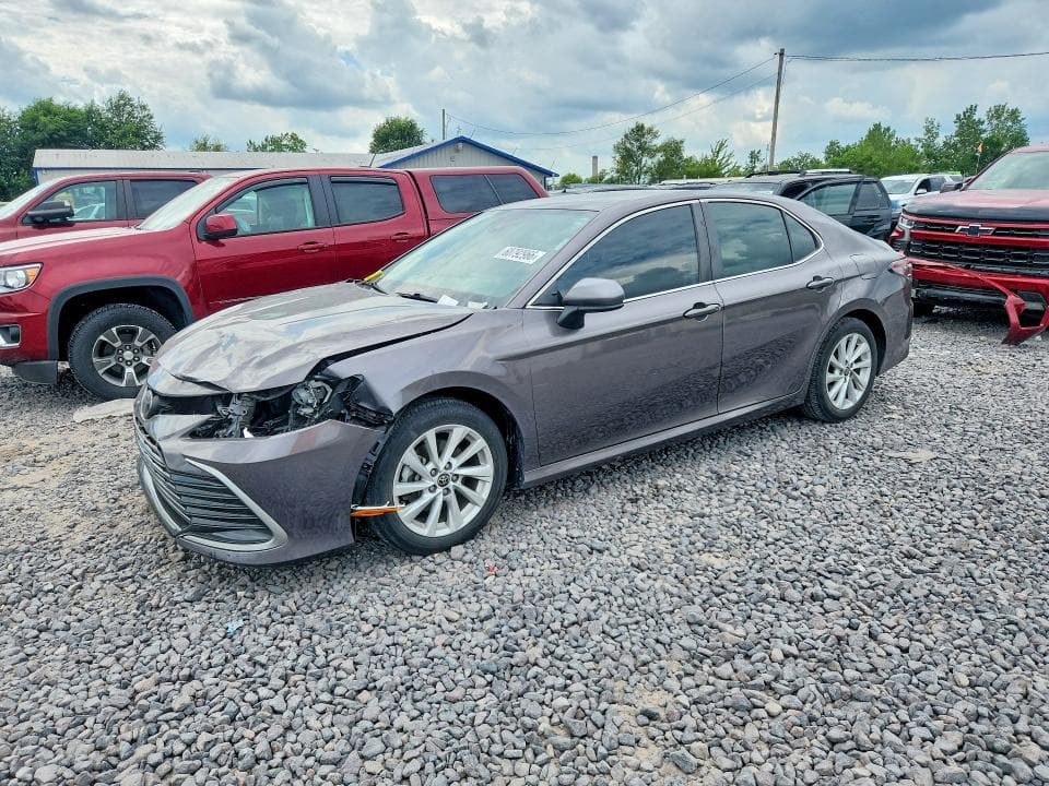 2022 TOYOTA CAMRY LE - 1