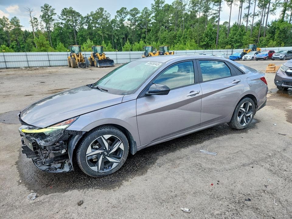 2023 HYUNDAI ELANTRA SEL - 1