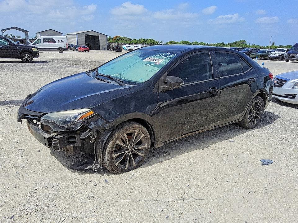 2018 TOYOTA COROLLA SE - 1