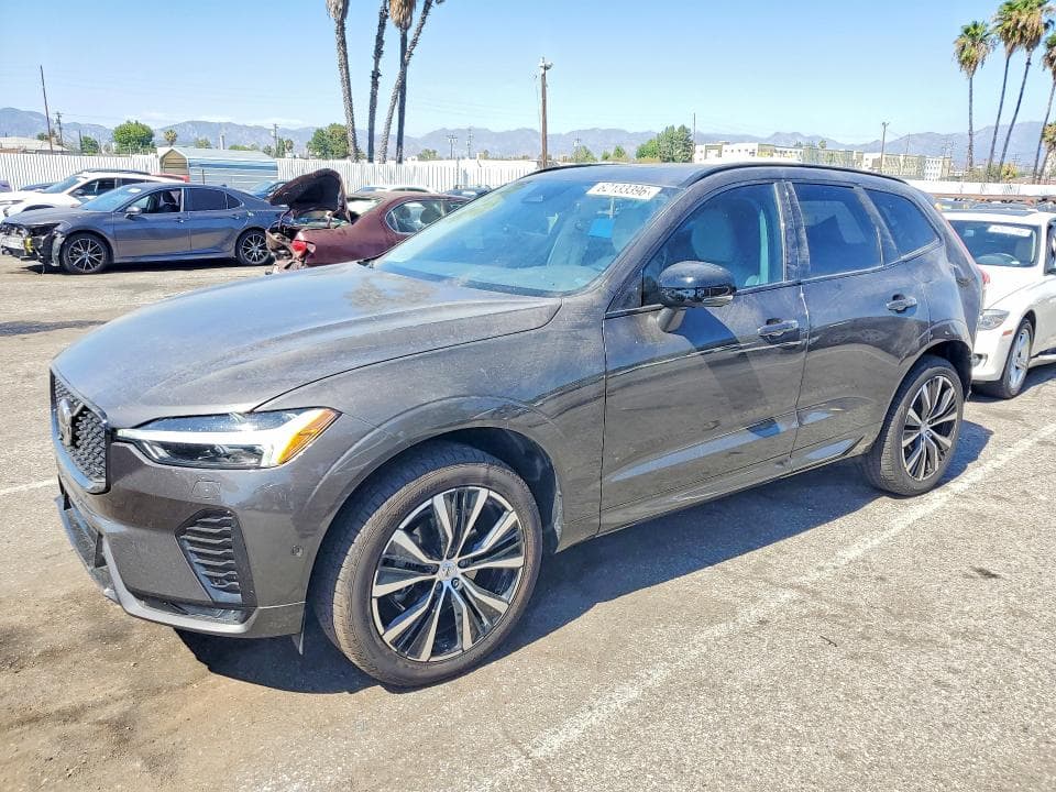 2024 VOLVO XC60 PLUS - 1