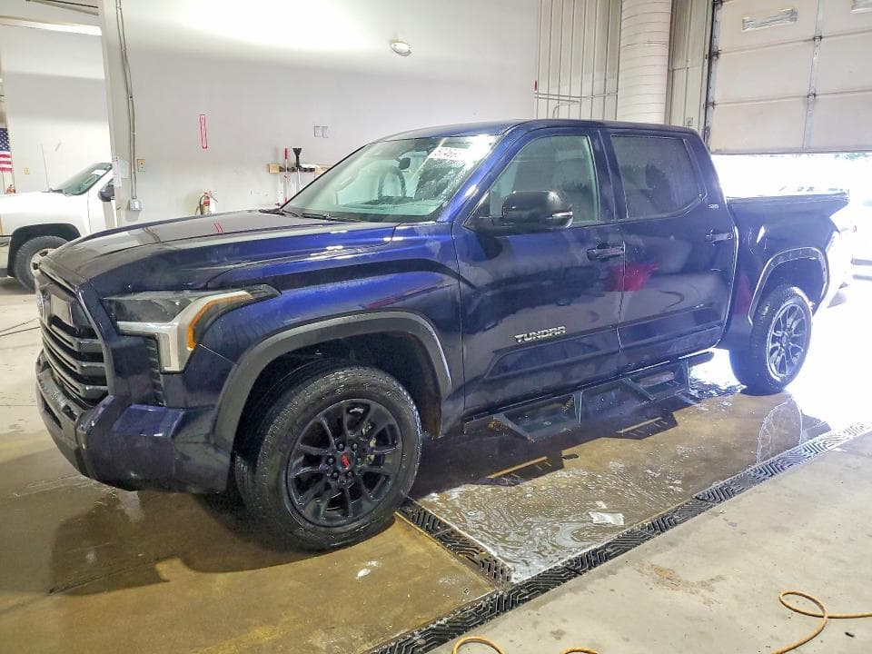 2025 TOYOTA TUNDRA SR5 - 1