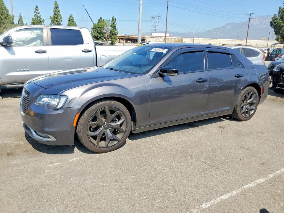 2019 CHRYSLER 300 LIMITED - 1