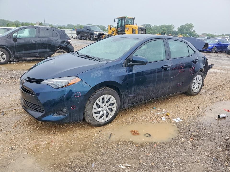 2019 TOYOTA COROLLA LE - 1