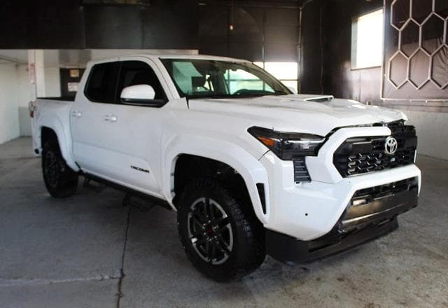 2025 TOYOTA TACOMA TRD SPORT - 1