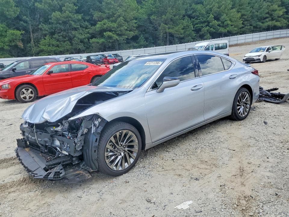 2025 LEXUS ES 300H ULTRA LUXURY - 1