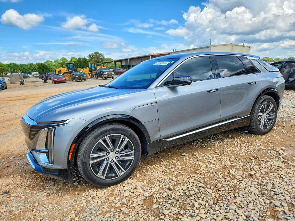 2024 CADILLAC LYRIQ LUXURY - 1