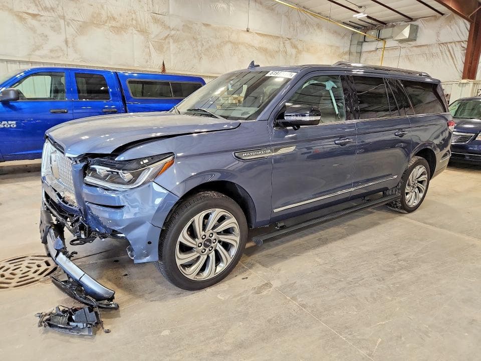 2023 LINCOLN NAVIGATOR L RESERVE - 1