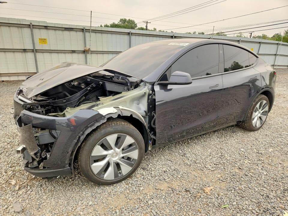 2026 TESLA MODEL Y - 1