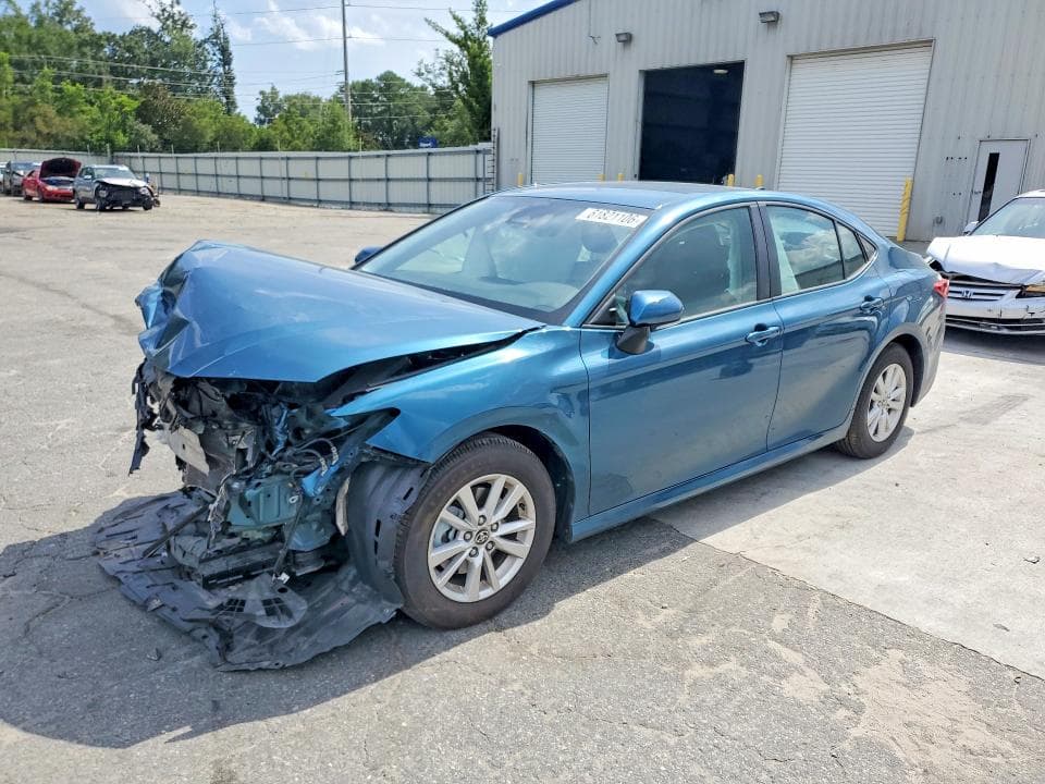 2025 TOYOTA CAMRY LE - 1