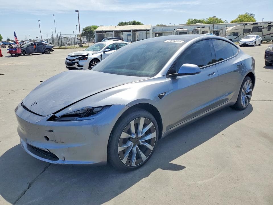 2026 TESLA MODEL 3 - 1