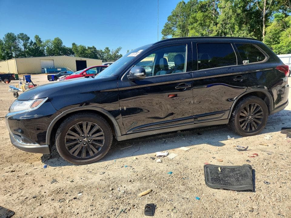 2020 MITSUBISHI OUTLANDER SE - 1