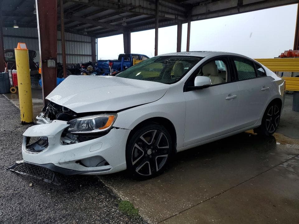 2018 VOLVO S60 DYNAMIC - 1