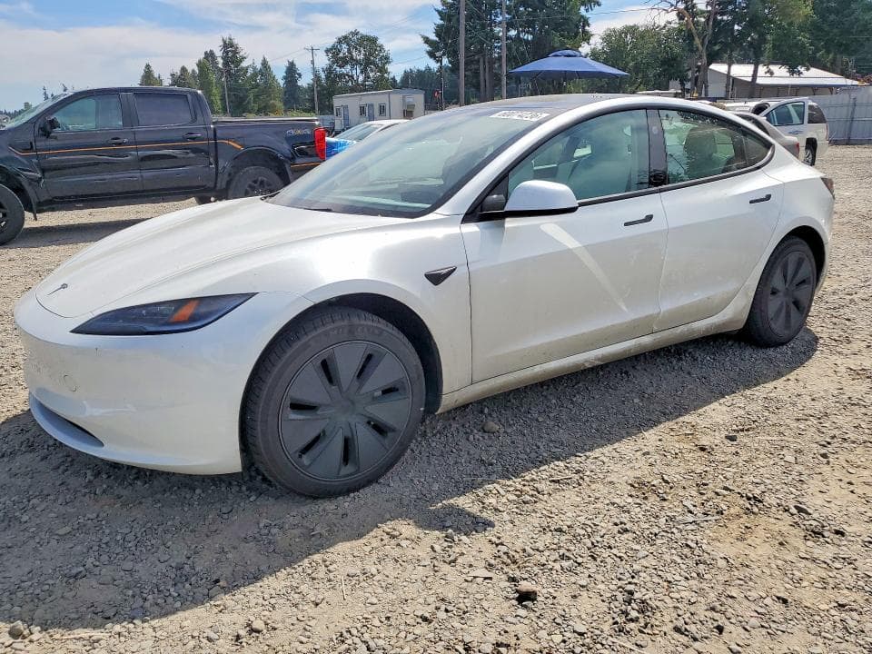 2026 TESLA MODEL 3 - 1