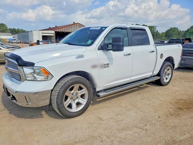 2018 RAM 1500 SLT - 1