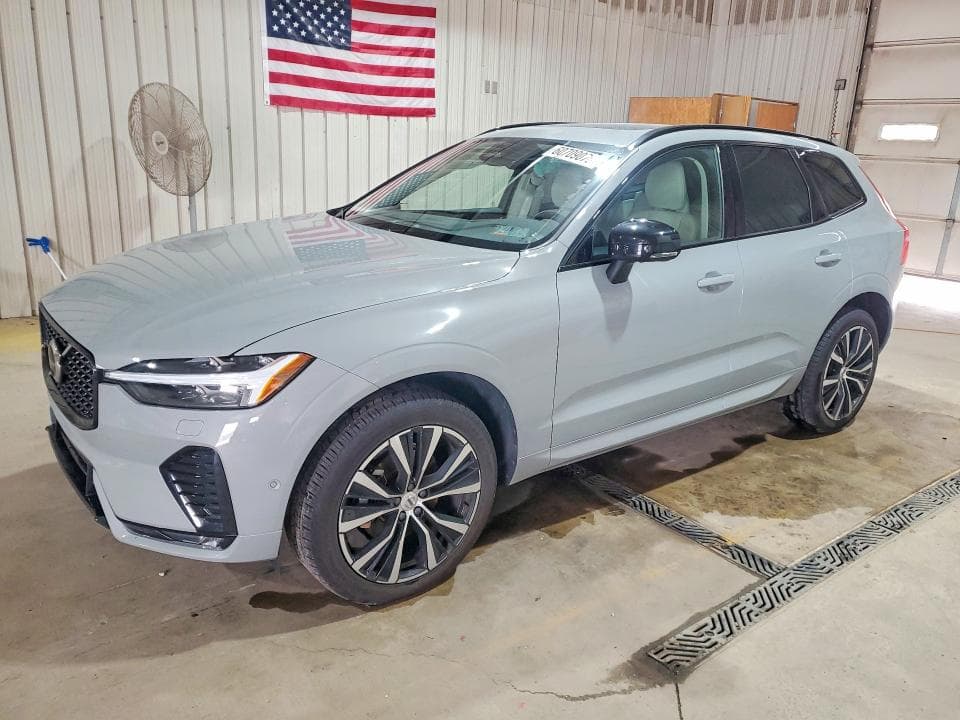 2025 VOLVO XC60 PLUS - 1