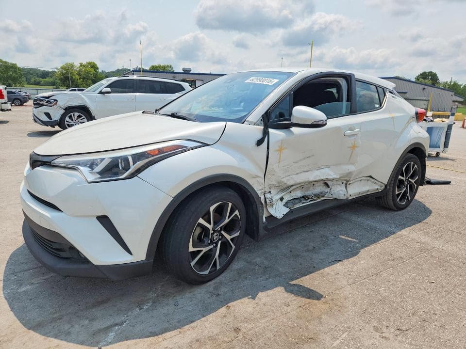 2018 TOYOTA C-HR XLE PREMIUM - 1