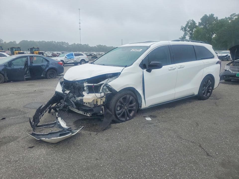 2023 TOYOTA SIENNA XSE 7-PASSENGER - 1