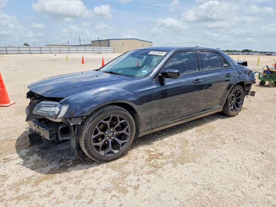 2019 CHRYSLER 300 TOURING - 1