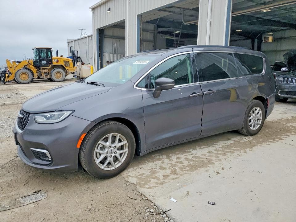 2022 CHRYSLER PACIFICA TOURING L - 1