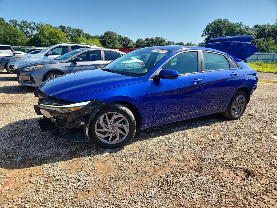 2024 HYUNDAI ELANTRA SEL - 1