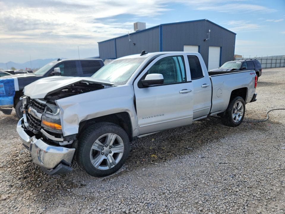 2018 CHEVROLET SILVERADO K1500 LT - 1