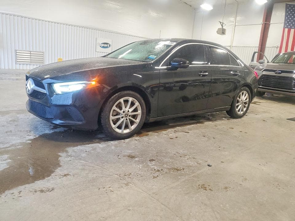 2019 MERCEDES-BENZ A 220 - 1