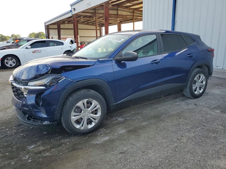 2024 CHEVROLET TRAX LS - 1