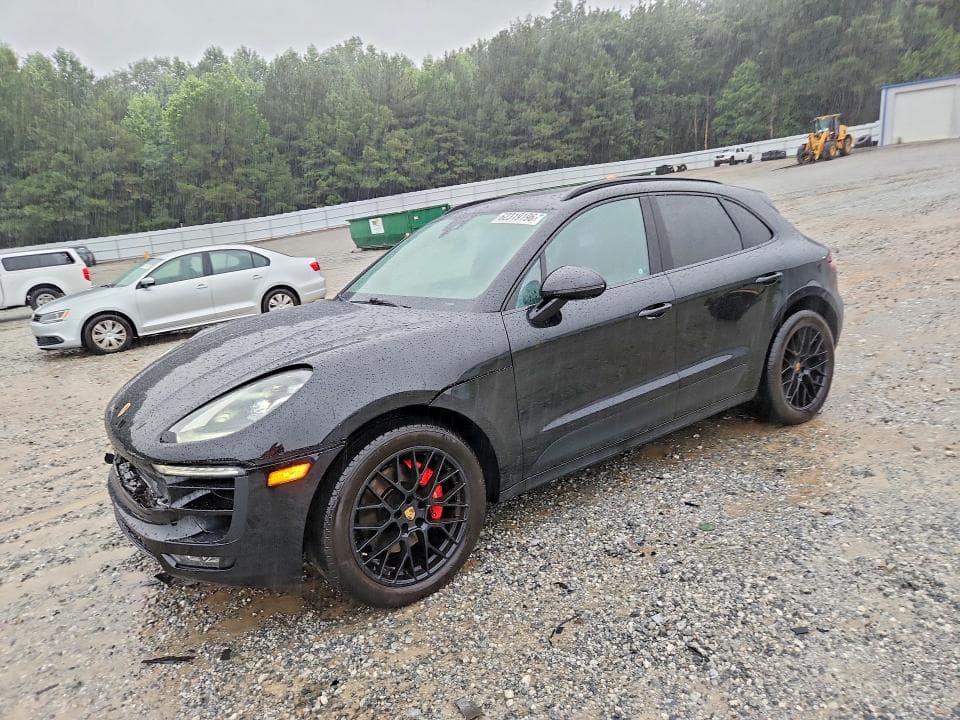 2018 PORSCHE MACAN GTS - 1