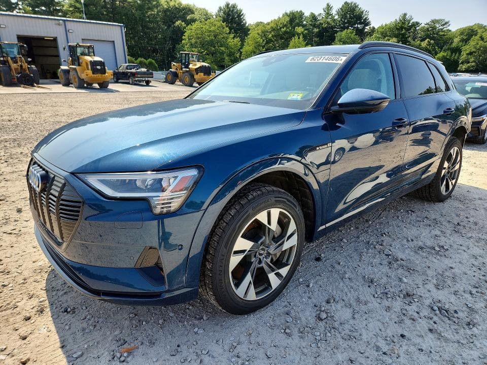 2021 AUDI E-TRON PREMIUM - 1