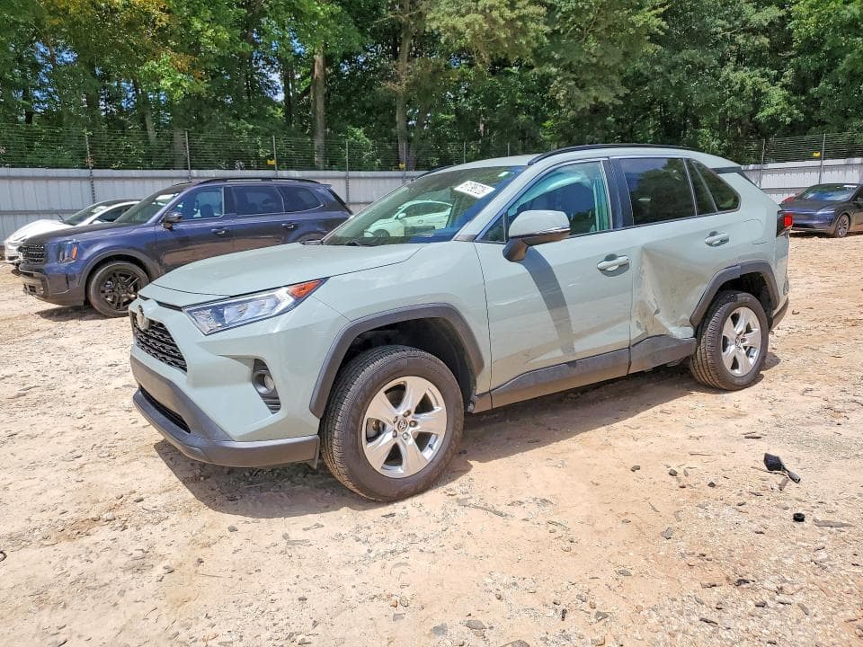 2020 TOYOTA RAV4 XLE - 1