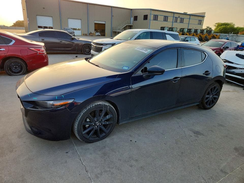 2020 MAZDA 3 PREMIUM - 1