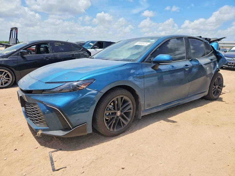 2025 TOYOTA CAMRY SE - 1