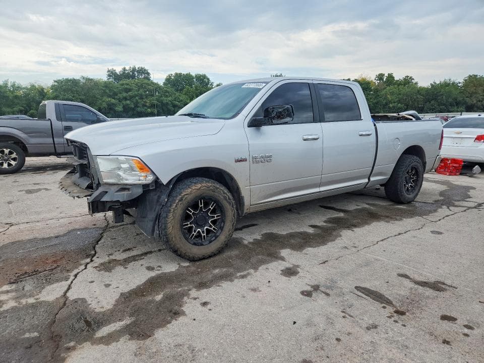 2017 RAM 1500 SLT - 1