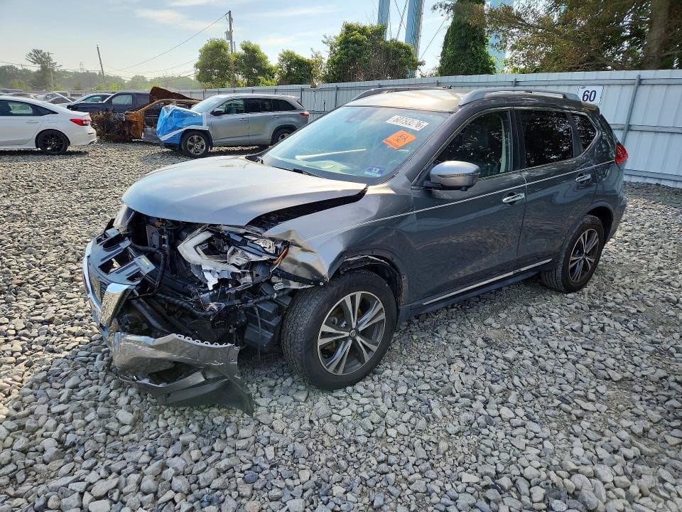 2017 NISSAN ROGUE SL - 1