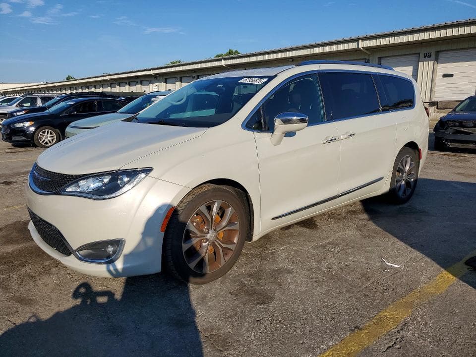 2017 CHRYSLER PACIFICA LIMITED - 1