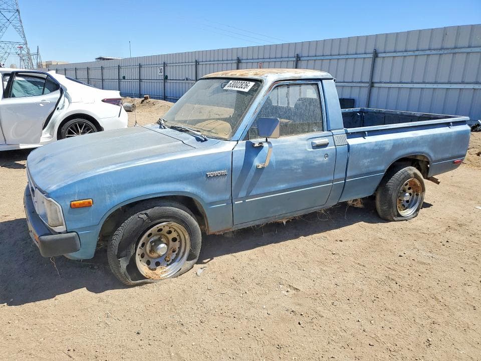 1982 TOYOTA PICKUP - 1