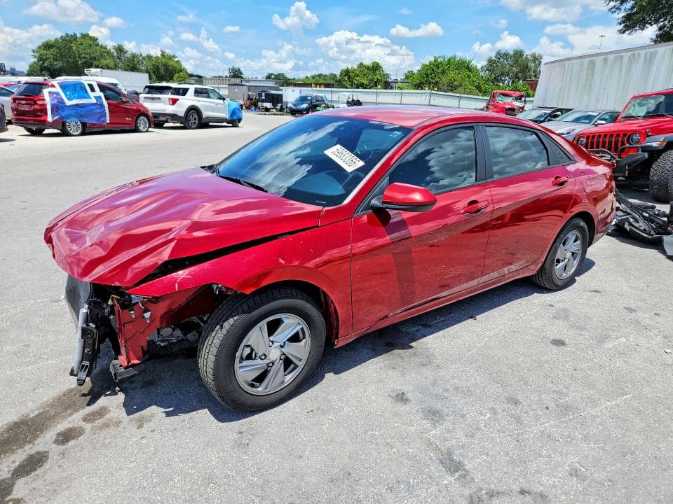 2024 HYUNDAI ELANTRA SE - 1