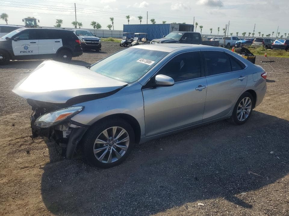 2017 TOYOTA CAMRY XLE - 1