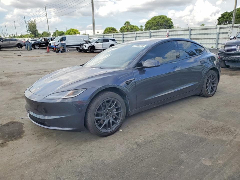 2025 TESLA MODEL 3 - 1