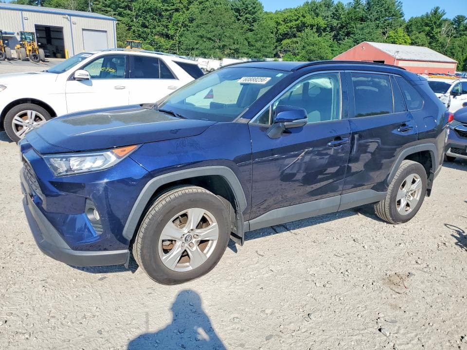 2021 TOYOTA RAV4 XLE - 1