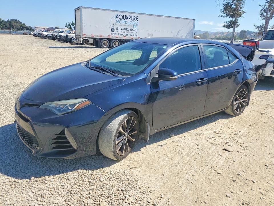 2018 TOYOTA COROLLA SE - 1