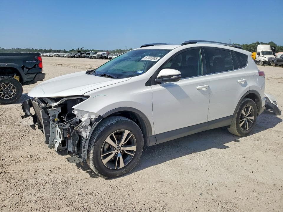 2017 TOYOTA RAV4 XLE - 1