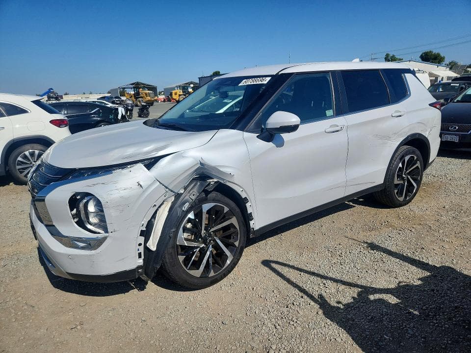 2024 MITSUBISHI OUTLANDER SE - 1
